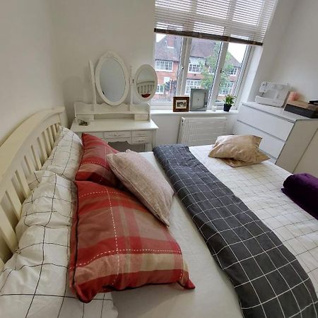London Luxe Rooms Surbiton Εξωτερικό φωτογραφία